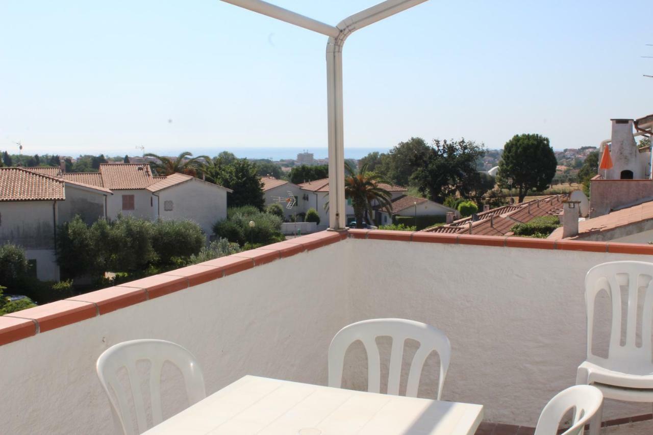 Apartamento Bilo Frank - Delizioso Bilocale Con Terrazzo Vista Mare Numana Exterior foto